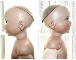 Raro muñeco de niño con el personaje Thomas de 25" de Ursula Walter c.1995,  Alemania, Bell Ceramics