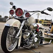 Mario Brothers On Instagram Harleydavidson Harley Softail Softaildeluxe Oldschool Classic Classicbik Harley Softail Harley Bikes Harley Davidson Bikes
