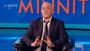 La bravura di crozza è quella di personificare, e non fare. Fratelli Di Crozza Settima Puntata Del 9 Novembre 2018 La Diretta Marida Caterini Tv Intrattenimento Informazione Talk Show