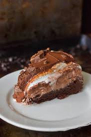 And yes, it really does take only 10 minutes to prepare the filling for this pie. Mississippi Mud Pie Ice Cream Cake Brown Sugar Food Blog