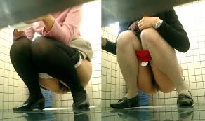 Amateur Russian Toilet Spy