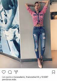 La periodista de fox sports es el firme exponente de que el conocimiento no conoce de envases. Alina Moine La Sensual Periodista Likeada Por Alario Nexodiario