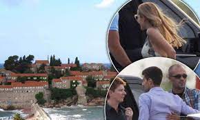 We did not find results for: O Gamos Toy Tzokobits 3ekinhse Kai 8a Koryfw8ei To Sabbato In Gr
