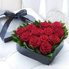 Purchase heart shaped flower box and golden stars at the lowest prices only from us. Roses In Heart Shaped Box So En Florist Kota Kinabalu
