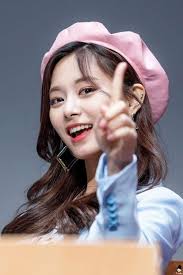 世界で最も美しい顔２位 台湾出身の美少女 twice ツウィ かわいい画像 ５ naver まとめ tzuyu twice twice kpop girl groups