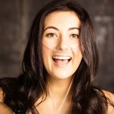 Sara Waite (@SaraAnne_w8)