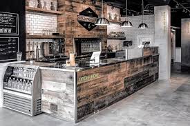 The Cold Pressery By 1point0 Mississauga Canada Aydinlatma Sarkit Avize Aplik Lamba Dekor Tasarim Modern Endustriyel M Dekor Restaurant Bar Endustriyel Tasarim
