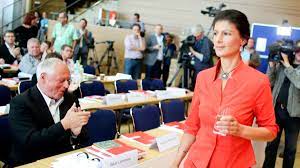 Amtlich zunächst sarah wagenknecht) ist eine deutsche politikerin (pds, die linke), und publizistin. Oskar Lafontaine Und Sahra Wagenknecht Haben Heimlich Geheiratet Politik