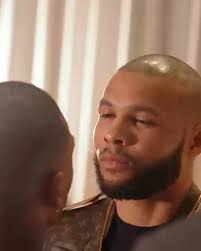 These 2 Kevin Gates Lookin dudes gon have a hellofa fight!