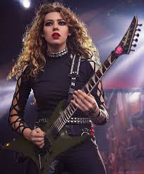 Wings of steel (single) guitars : Crypta Entrevista Exclusiva Com A Guitarrista Holandesa Sonia Anubis Revista Freak