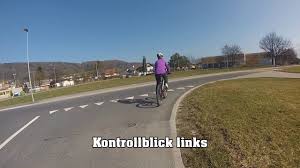 Fahrradfahren Abbiegemanover