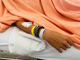 Pacientes da UPA Padre Roberto em Divinópolis passam a ser identificados  com pulseiras – Portal G37