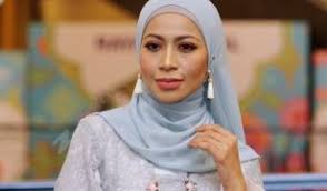 Sepahtu sinar bersama syura, siti nordiana dan lan kristal gegar vaganza 2017 bersama shuib jep dan rahim dalam sepahtu. Berat Turun Mendadak Syura Kongsi Cerita Pelik Mynewshub