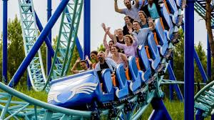 Les visiteurs de cette attraction se retrouvent tantôt la tête à l'envers, tantôt les pieds à quelques. Le Parc Asterix Rouvrira Ses Portes Le 15 Juin Mais Pas Disneyland