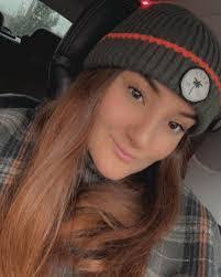 Mackenzie Caron's Instagram, Twitter & Facebook