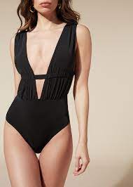 Dai modelli bikini ai costumi interi belli e comodi, troverai il tuo look ideale. Breeding Ideal Darken Costumi Da Bagno Premaman Calzedonia Ebraremlak Com