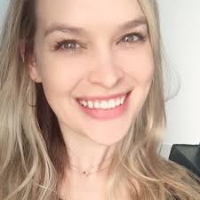 Jacqueline Sampson's Instagram, Twitter & Facebook