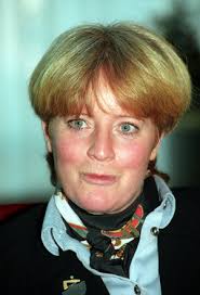 Image of Eva-May Larsen at the start of the case against TV