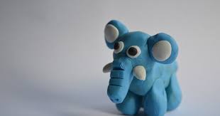  Cara Membuat Gambar Binatang Dari Plastisin Gambar Tangan Hewan Model Makro Biru Mainan Gajah Seni Cara Mem Pate A Modeler Pate A Modeler Maison Jeux Enfants
