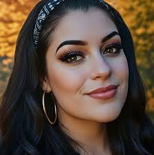 Jenny La Martinez added a new photo.