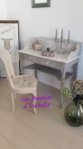 Pour commencer j'ai enlevé le plateau en marbre et j'ai nettoyé le piétement en fonte. Table De Toilette Avec Son Les Meubles D Isabelle Facebook