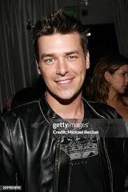 Jerry Ferris's Instagram, Twitter & Facebook