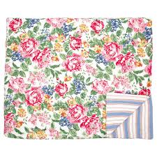 Dieses bild ist von meiner ersten decke und wir häkeln in woche 10 nur noch 2 reihen bordüre. Greengate Quilt Decke Emmaline White 140 X 220 Cm