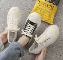 Wholesale Custom Classic Canvas Upper Sneakers White Lace Upper Sole Canvas  Shoes for Women