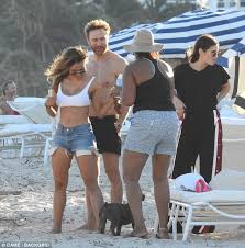 David guetta and morten, lovespeake save my life (2020). David Guetta And Girlfriend Jessica Ledon Party In Miami Daily Mail Online
