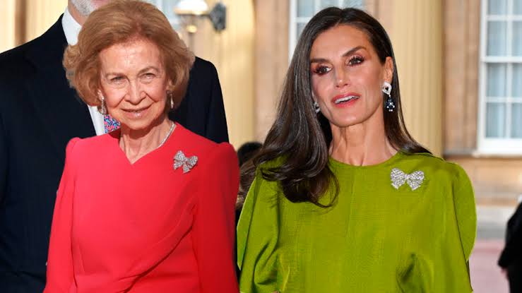 La Reina Sofía recupera una de sus joyas favoritas que Letizia llevó en una  fecha histórica