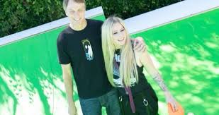 He was a punk, she did ballet what more can i say? 31mrdpra9tbnvm