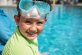 Kids and families make a splash at grand-reopening of C.S. Mott Community  Pool