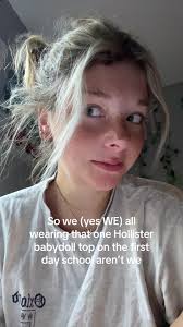 RIP Pink Hollister Zip Up: Fall Outfit Ideas