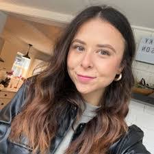 Mallory Collier's Instagram, Twitter & Facebook