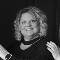 Shelly Garner Email & Phone Number