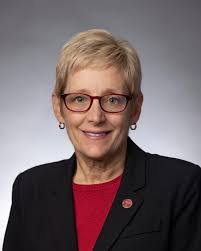 Betsy Ryan's Instagram, Twitter & Facebook