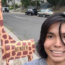 Now that we're officially a whole 3 weeks into the season it's time to  introduce another awesome rookie for this #mellophonefriday !! Name: Ava  Dravland Age: 19 -Pronouns: She/her -Experience: Blue Devils