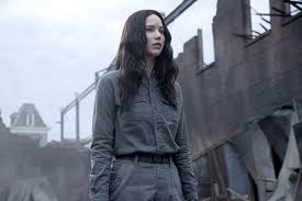 голодные игры сойка пересмешница часть 1 смотреть онлайн на русском Kadry Iz Filma Golodnye Igry Sojka Peresmeshnica Chast 1 Rossijskaya Gazeta