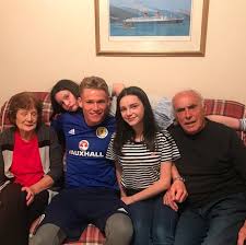 25,00 m €* dec 8.facts and data. Scott Mctominay Wiki 2021 Girlfriend Salary Tattoo Cars Houses And Net Worth