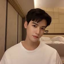 Gloria Simo على X: "@YoukuOfficial  另外还有一事。油管推特上，韩国没有授权，就出山河令周边；把山河令标上韩国，韩网常剪辑中国剧片段, 再配韩文标题, 骗外网说这是韩剧。  官方一定要解决周边侵权问题；韩国准备抄中国武侠元素, 官方一定在翻译上强调Wuxia, 保留Xiao ...