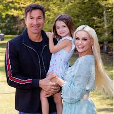 What is striking, however, is not the surroundings, but the hot beach outfit that the blonde presents to her two million fans (as of july 4, 2021). Daniela Katzenberger Verdacht Bestatigt Hat Sie Ihr Geheimnis Geluftet Gala De