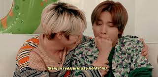 A 100 piece puzzle is going to have the smaller pieces. Nct Gif Spammers Page 334 Hallyu