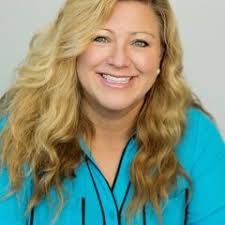 Amy Birkholz's Instagram, Twitter & Facebook