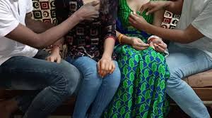 Wife Swapping, Best Friend Exchange Wife Fucking First Time Foursome Hindi  Porn - XNXX.COM