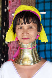 Starting at an early age, women of the padaung tribe wear a coil of brass rings around their necks. Om Strange Cultures Neck Rings