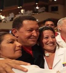 Rendimos homenaje a los héroes sin capa Hoy #10Mar celebremos a los médicos  que luchan incansablemente en la primera línea, arriesgando su vida por  nuestra salud. Su dedicación y valentía son nuestra