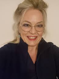 Breaking Free: Overcoming Limiting Beliefs with Hypnotherapy