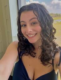 New haircut 💇🏻‍♀️