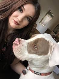 Amber Phelps's Instagram, Twitter & Facebook