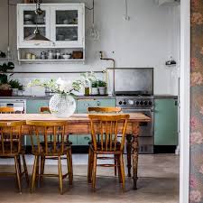 The kitchen is one of the most important places in the home, so it is vital to achieve a harmonious design, where we can cook comfortably, achieve good storage and allow proper cleaning. 7 Top Features About Scandinavian Kitchen Design